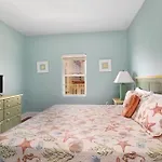 Spacious, Cozy 2Brd /2Bath Condo - Laketown Wharf