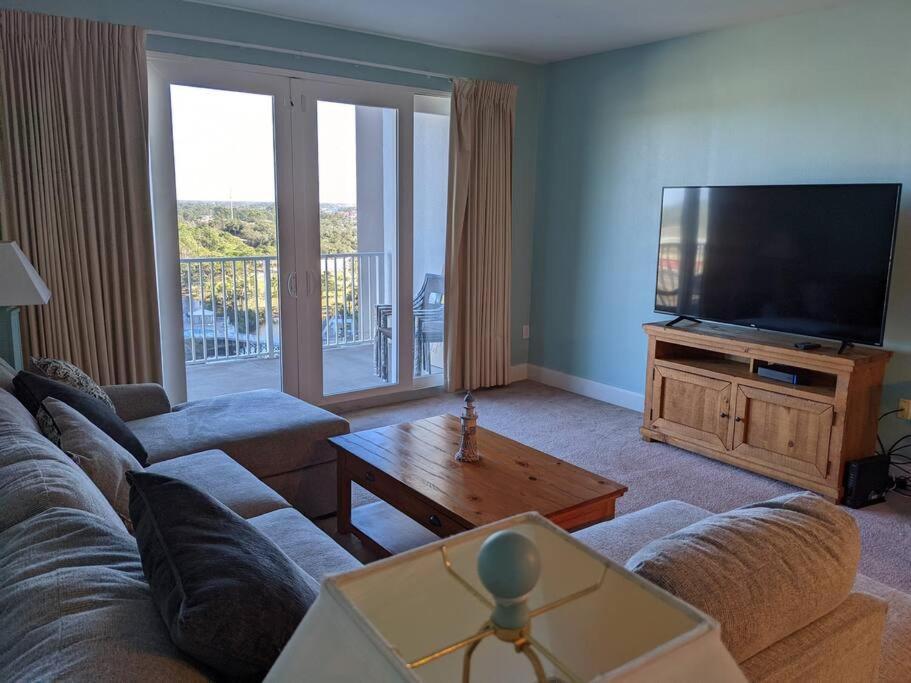 Spacious, Cozy 2brd /2bath - Laketown Wharf Panama City Beach