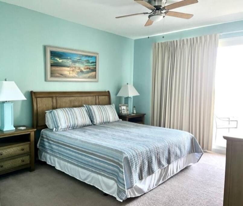 Spacious, Cozy 2brd /2bath - Laketown Wharf Apartment *