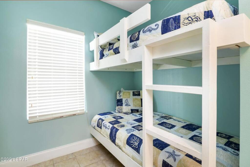 Spacious, Cozy 2brd /2bath - Laketown Wharf Apartment *