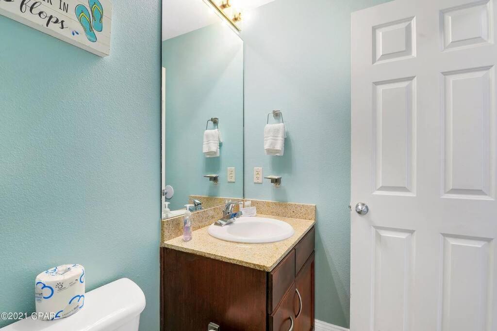 Spacious, Cozy 2brd /2bath - Laketown Wharf *